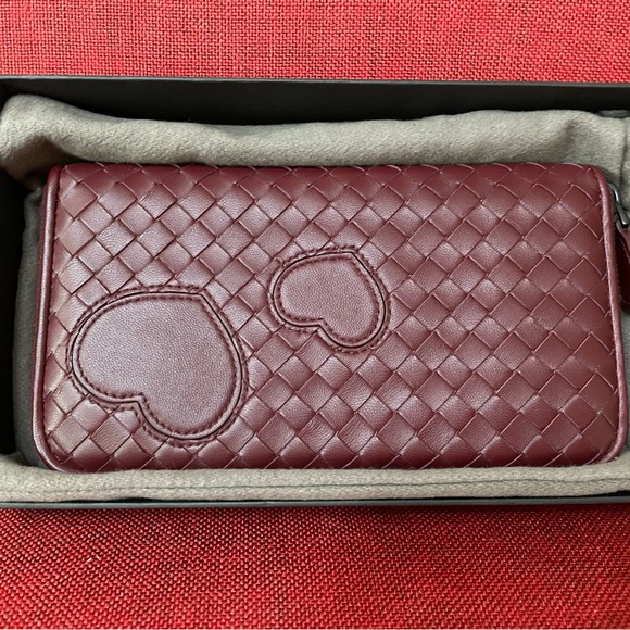New Bottega Veneta Intrecciato Long Wallet Burgundy - Picture 2 of 13